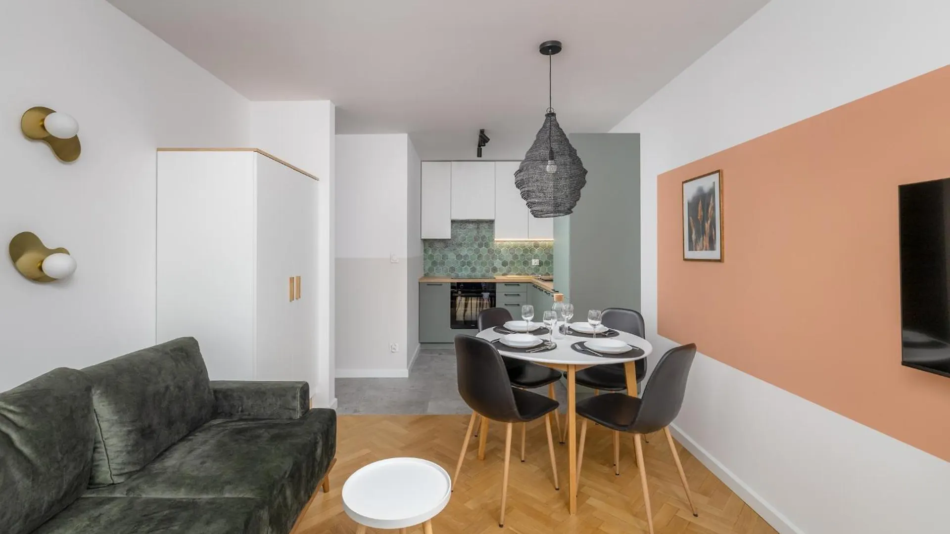 Muranow Modern Apartment With Balcony Ecru Wwa70 Warsaw 0*,  Poland