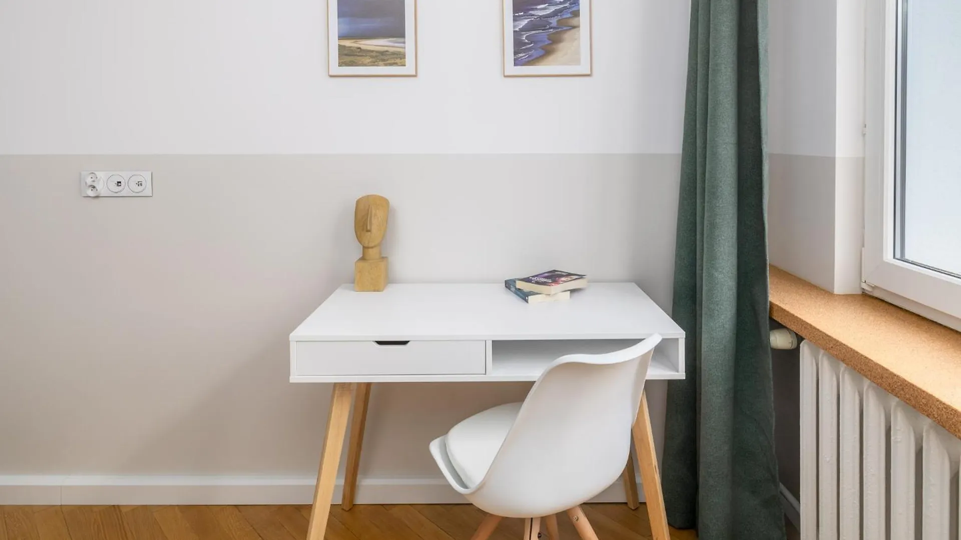 Muranow Modern Apartment With Balcony Ecru Wwa70 Warsaw